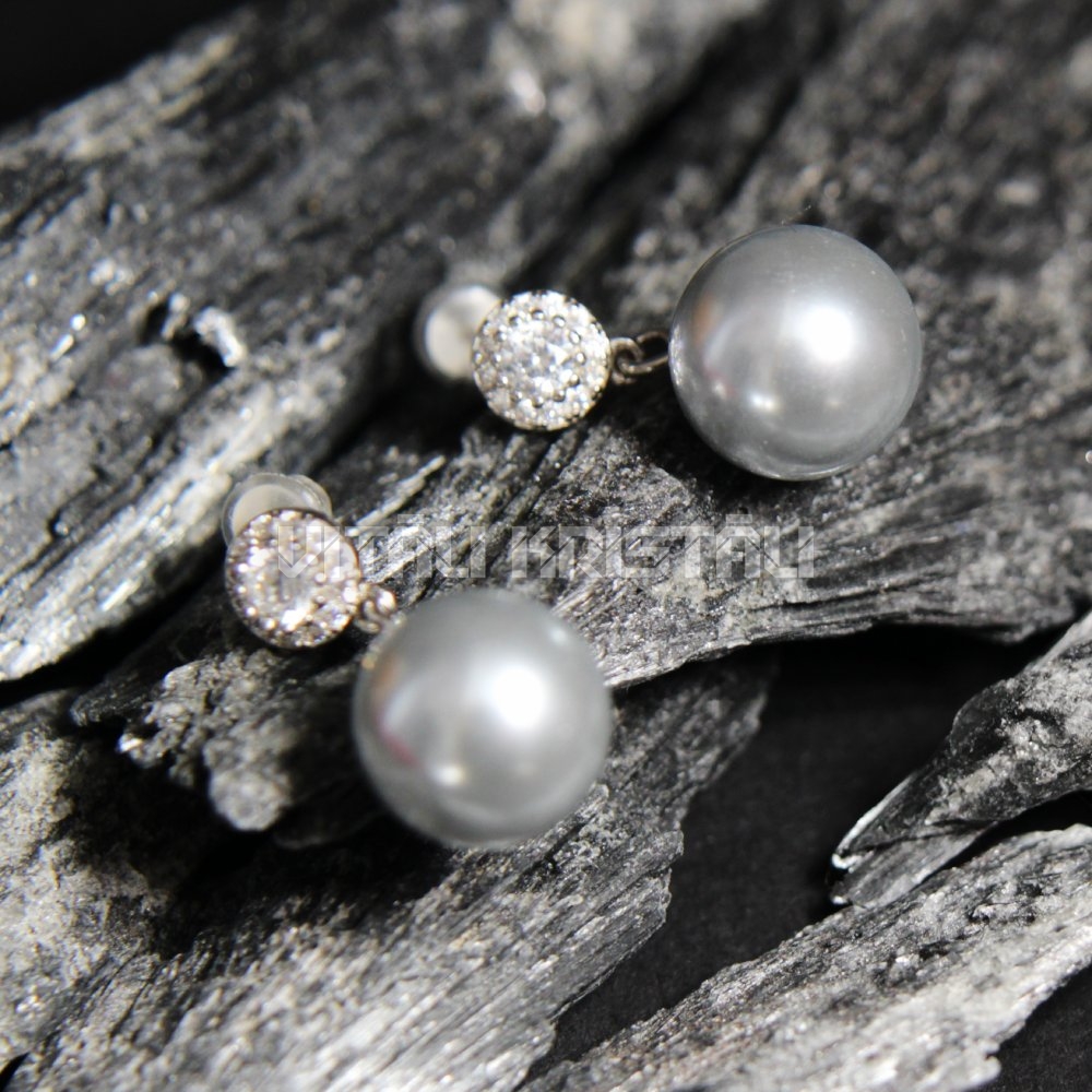 Pearl grey colour imitation earrings with synthetic x