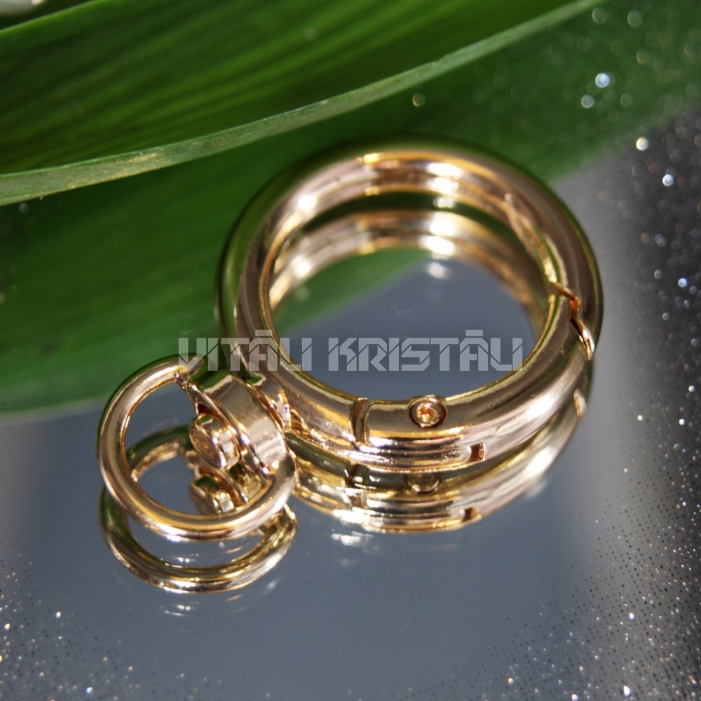 Metāls atslēgu piekariņš zelta krāsa 3.9 x 2.6 cm 1 gb